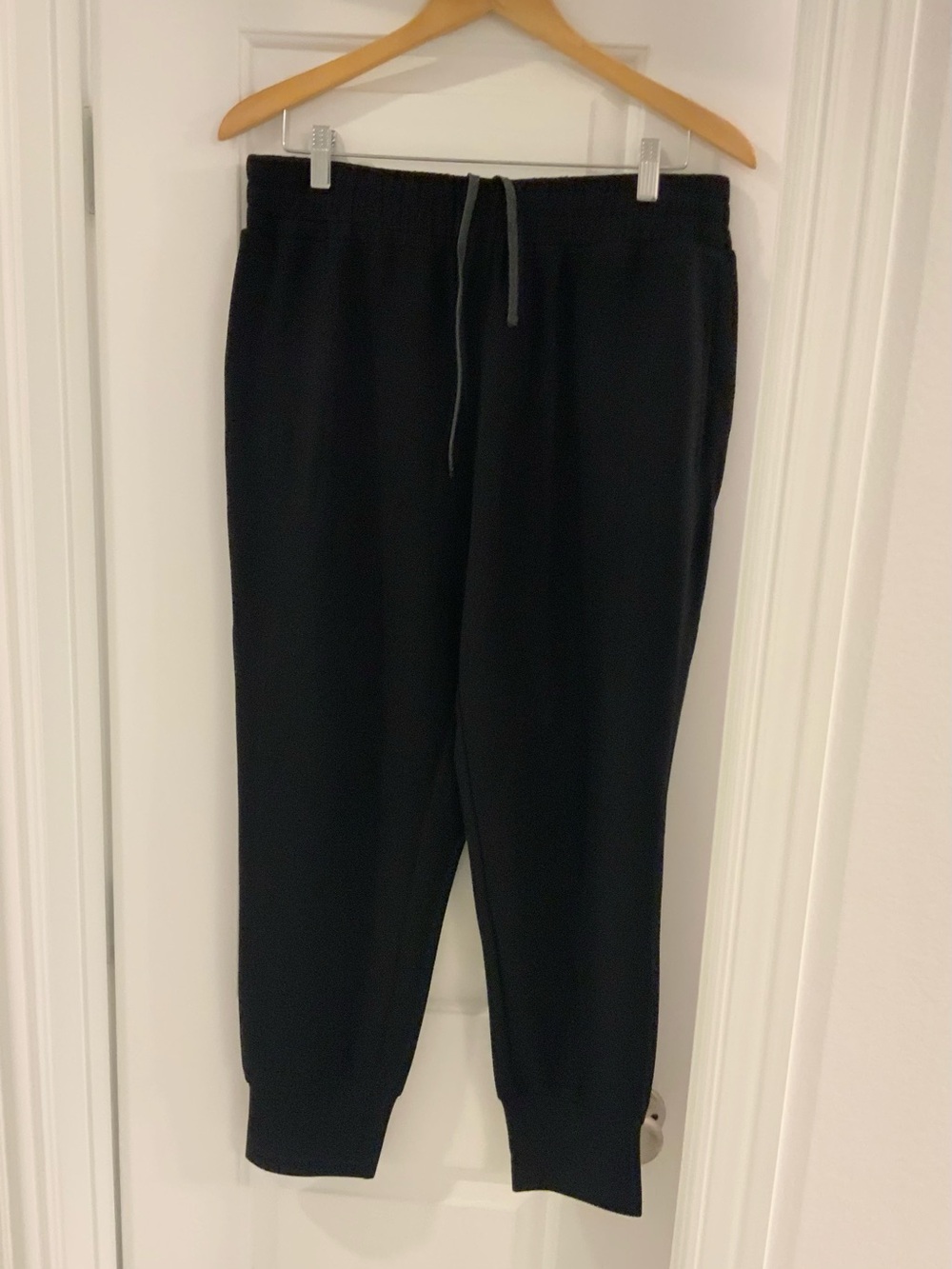 Varley Slim Cuff Pants in Black, sz XL